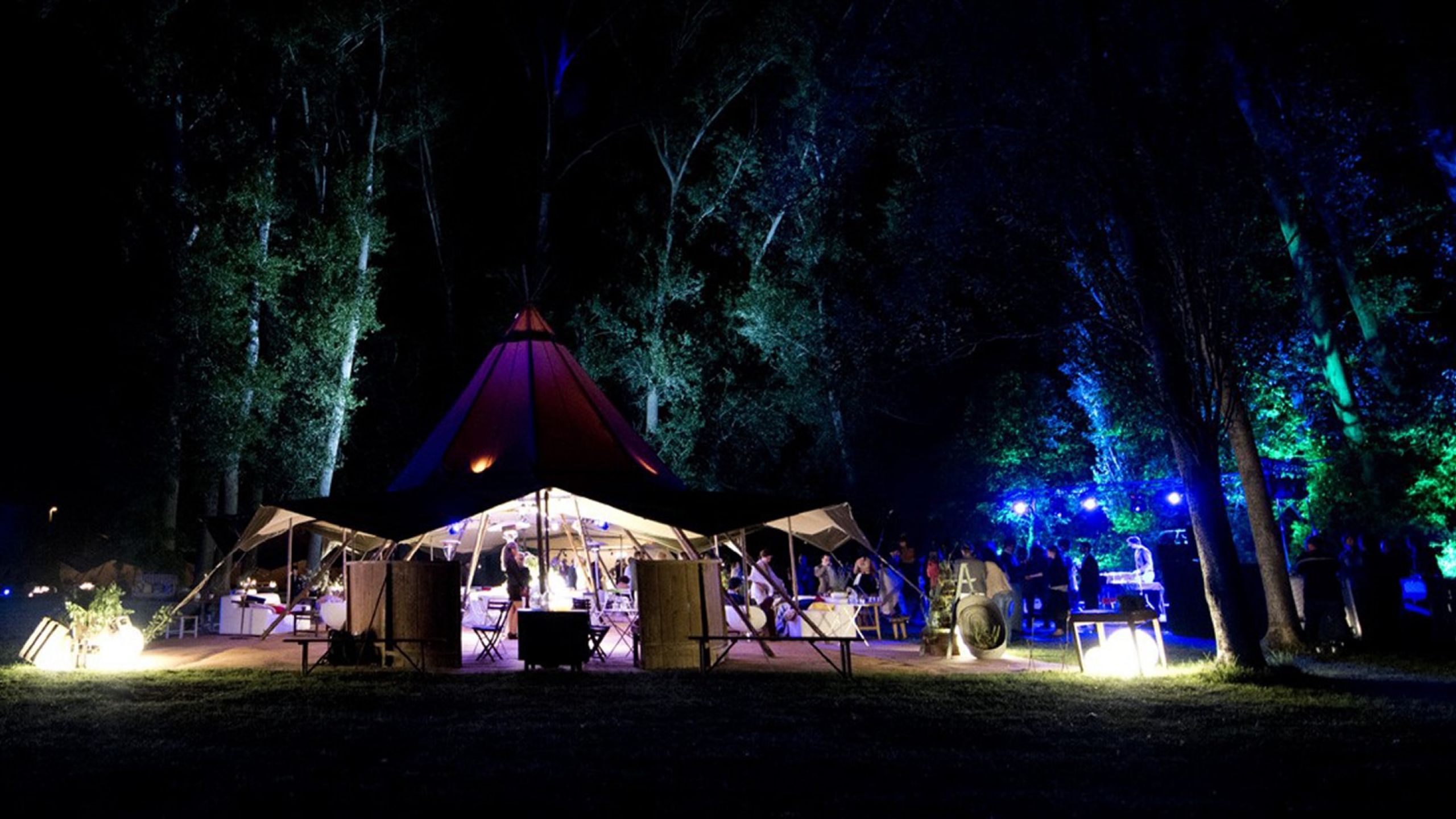 Alquiler de carpa tipi para boda
