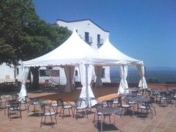 carpa pagoda con paredes